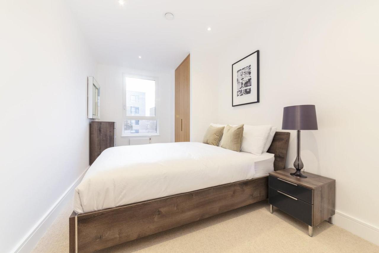 Stylish Family Sized 2 Bedroom Apartment London Exterior photo